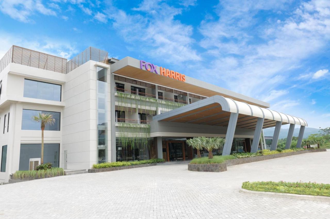Fox Harris Hotel & Convention Banjarnegara Ngoại thất bức ảnh