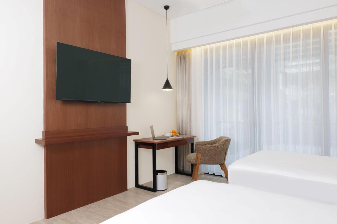 Fox Harris Hotel & Convention Banjarnegara Ngoại thất bức ảnh